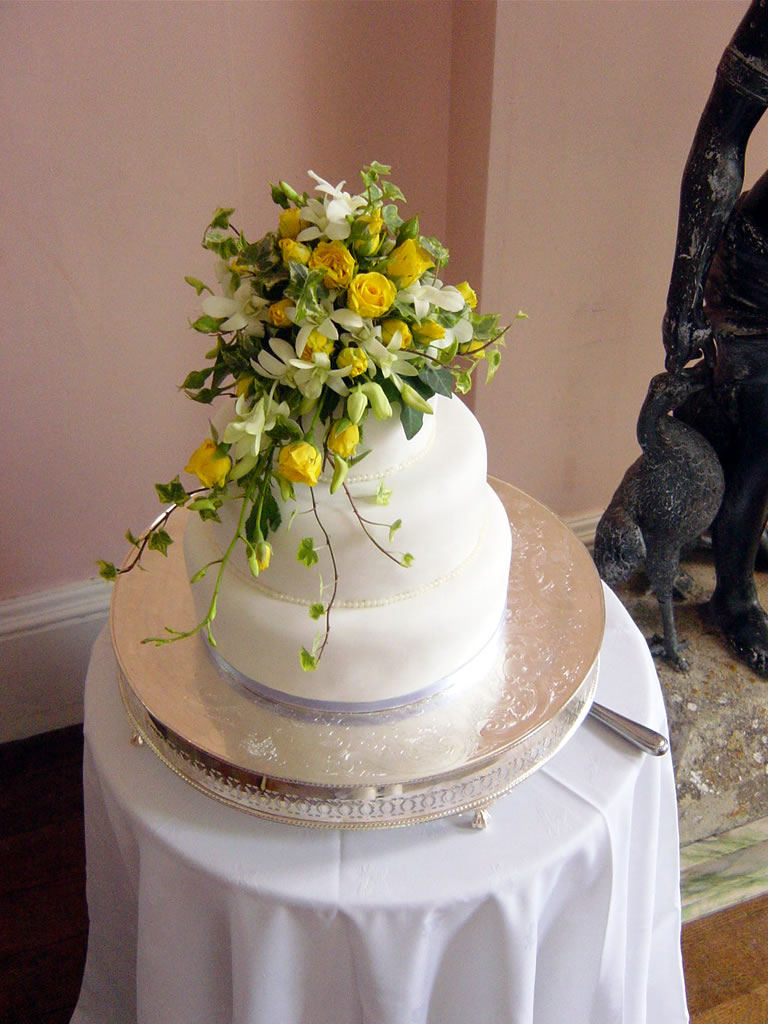 flowery cake